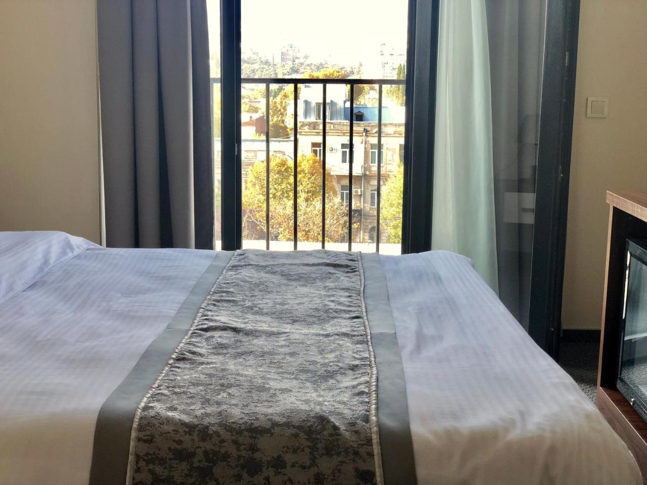 Tbili Hotel 第比利斯 外观 照片