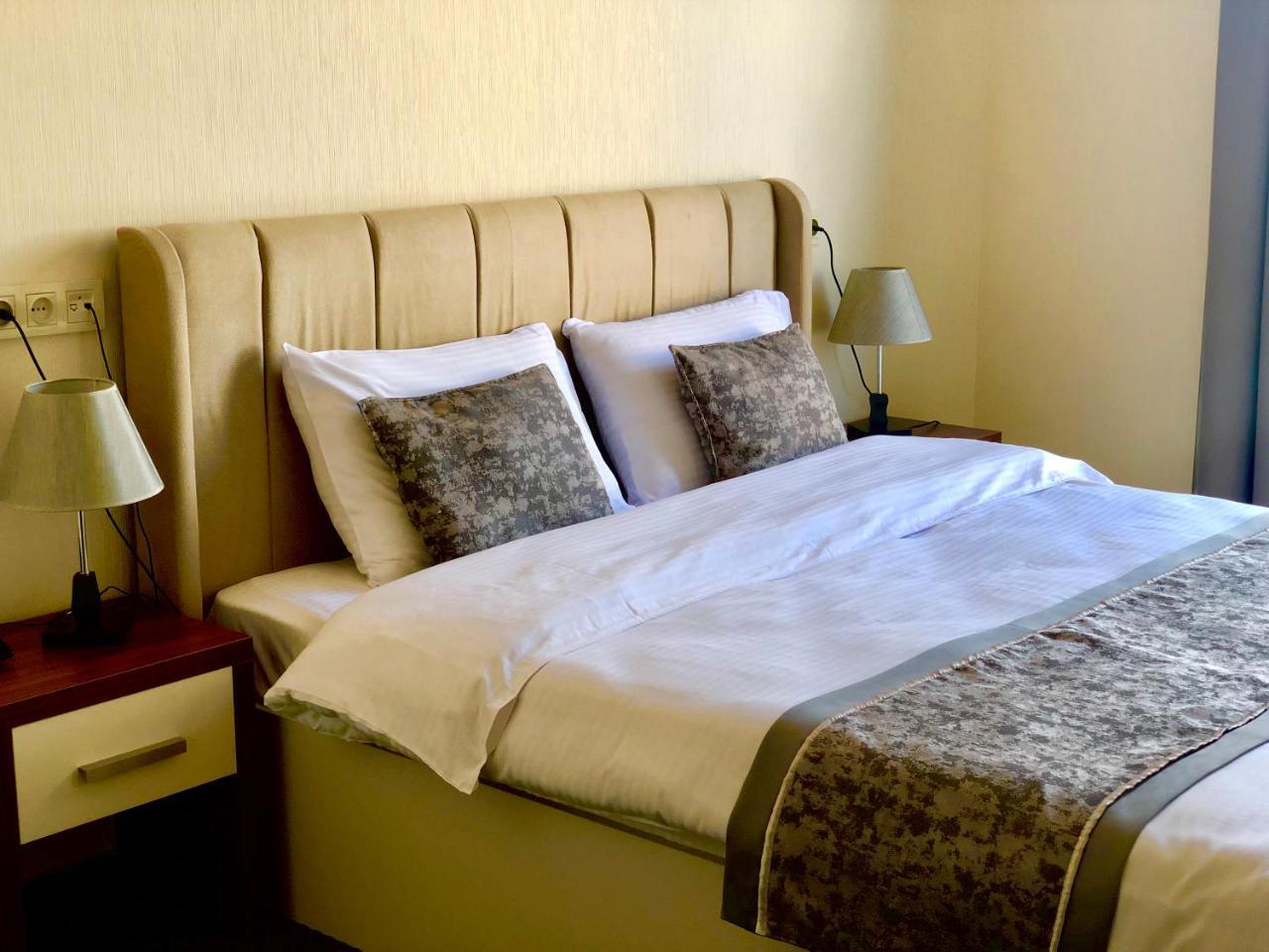 Tbili Hotel 第比利斯 外观 照片