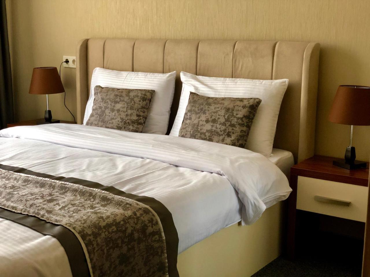 Tbili Hotel 第比利斯 外观 照片
