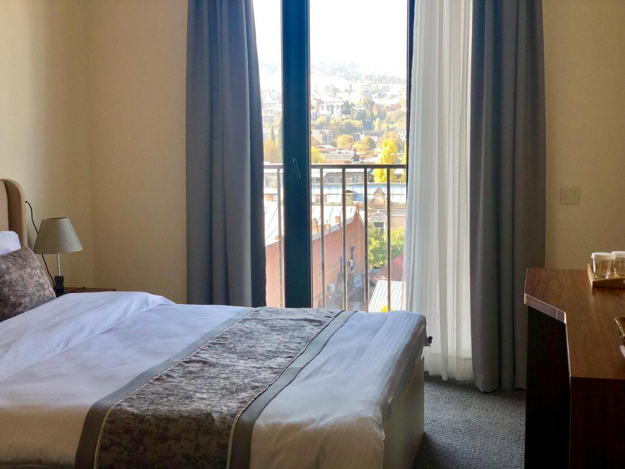 Tbili Hotel 第比利斯 外观 照片