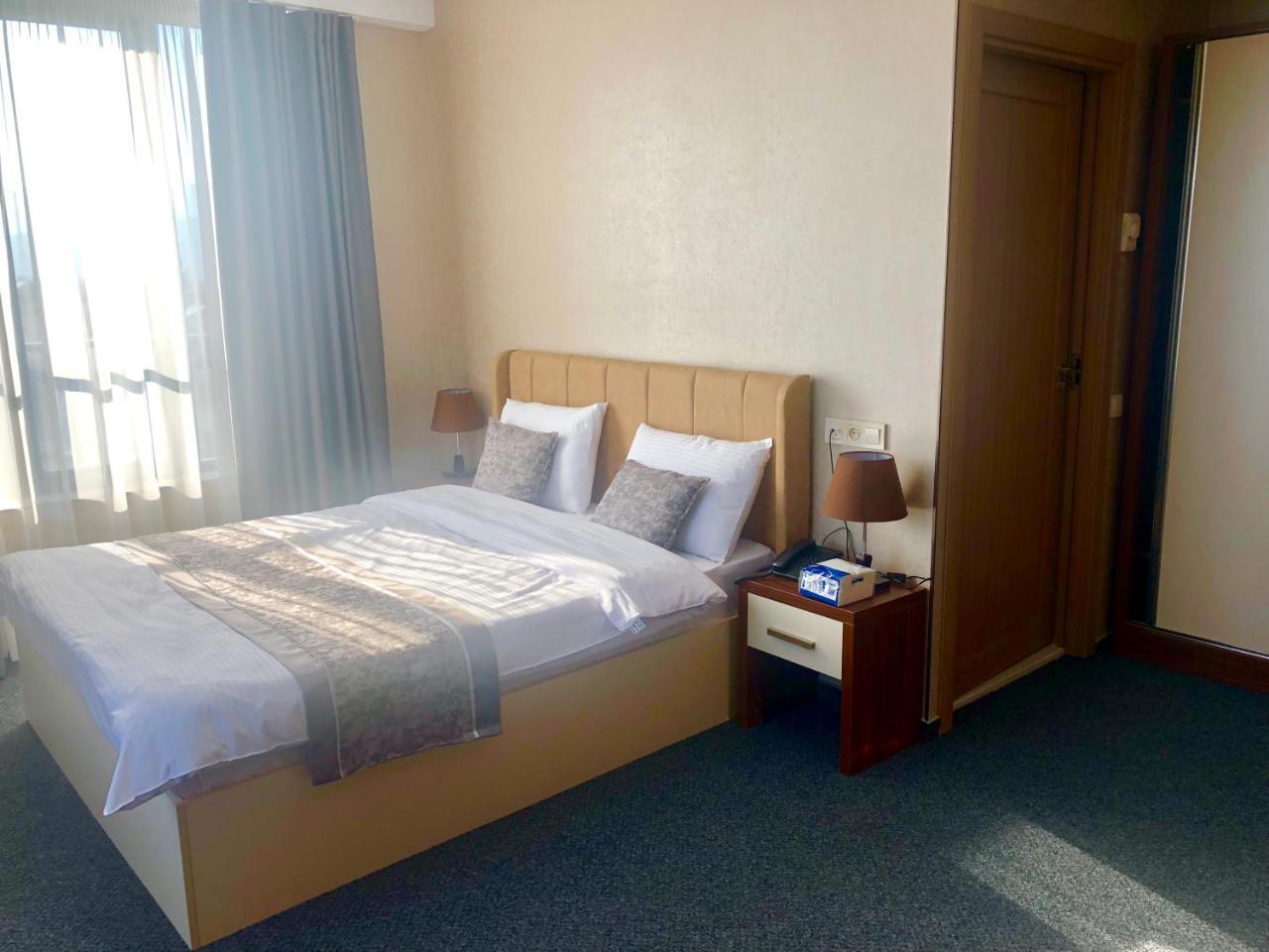 Tbili Hotel 第比利斯 客房 照片